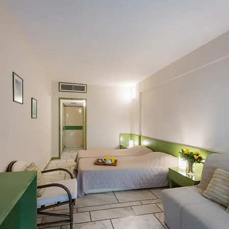 Pavlina Hotel 4*