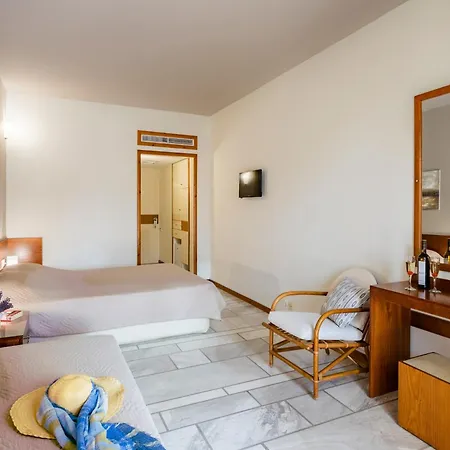 Hotel Pavlina 4*