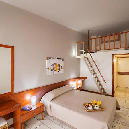 Pavlina 4* Нифорейка