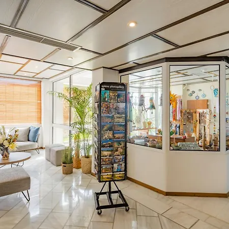 Pavlina Hotel