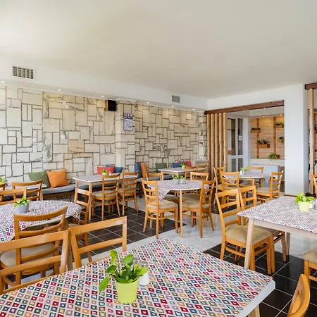 Hotel Pavlina 4*