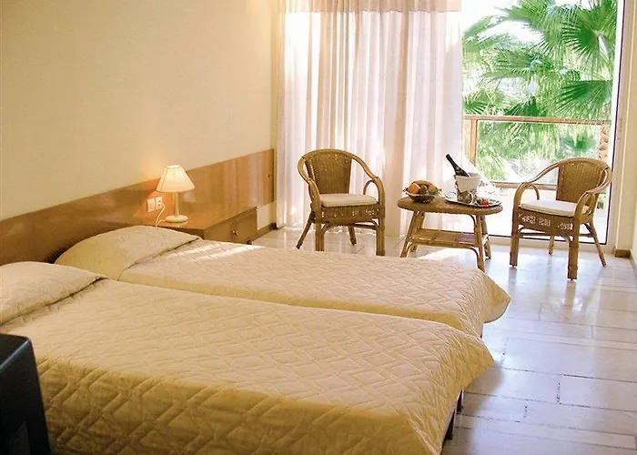 Pavlina Hotel Niforeika